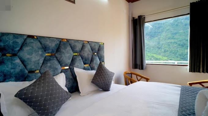 ホテル The Kedaram Residency Kedarnath エクステリア 写真