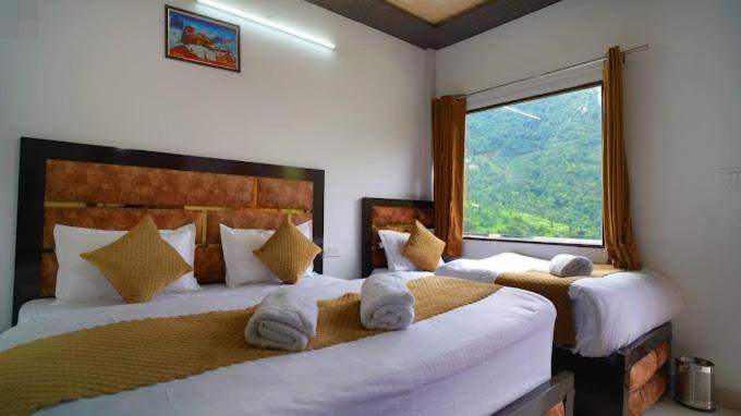 ホテル The Kedaram Residency Kedarnath エクステリア 写真