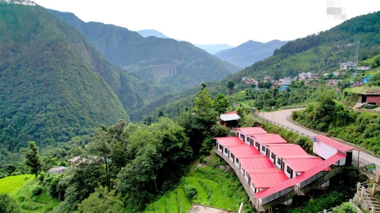 ホテル The Kedaram Residency Kedarnath エクステリア 写真