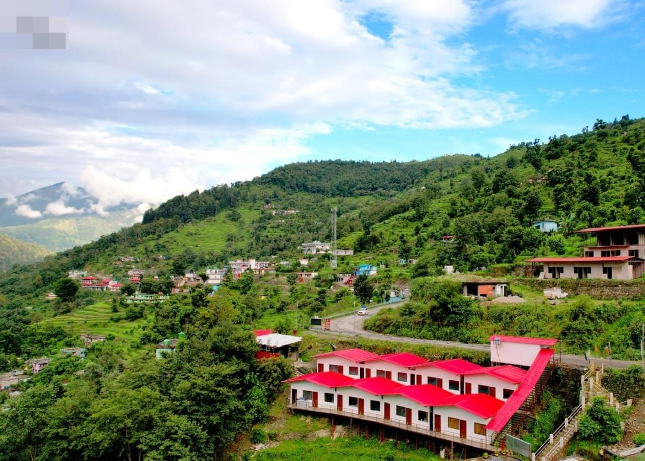 ホテル The Kedaram Residency Kedarnath エクステリア 写真